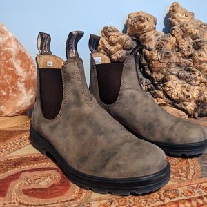 Blundstone Women's Classic Chelsea Boots #585